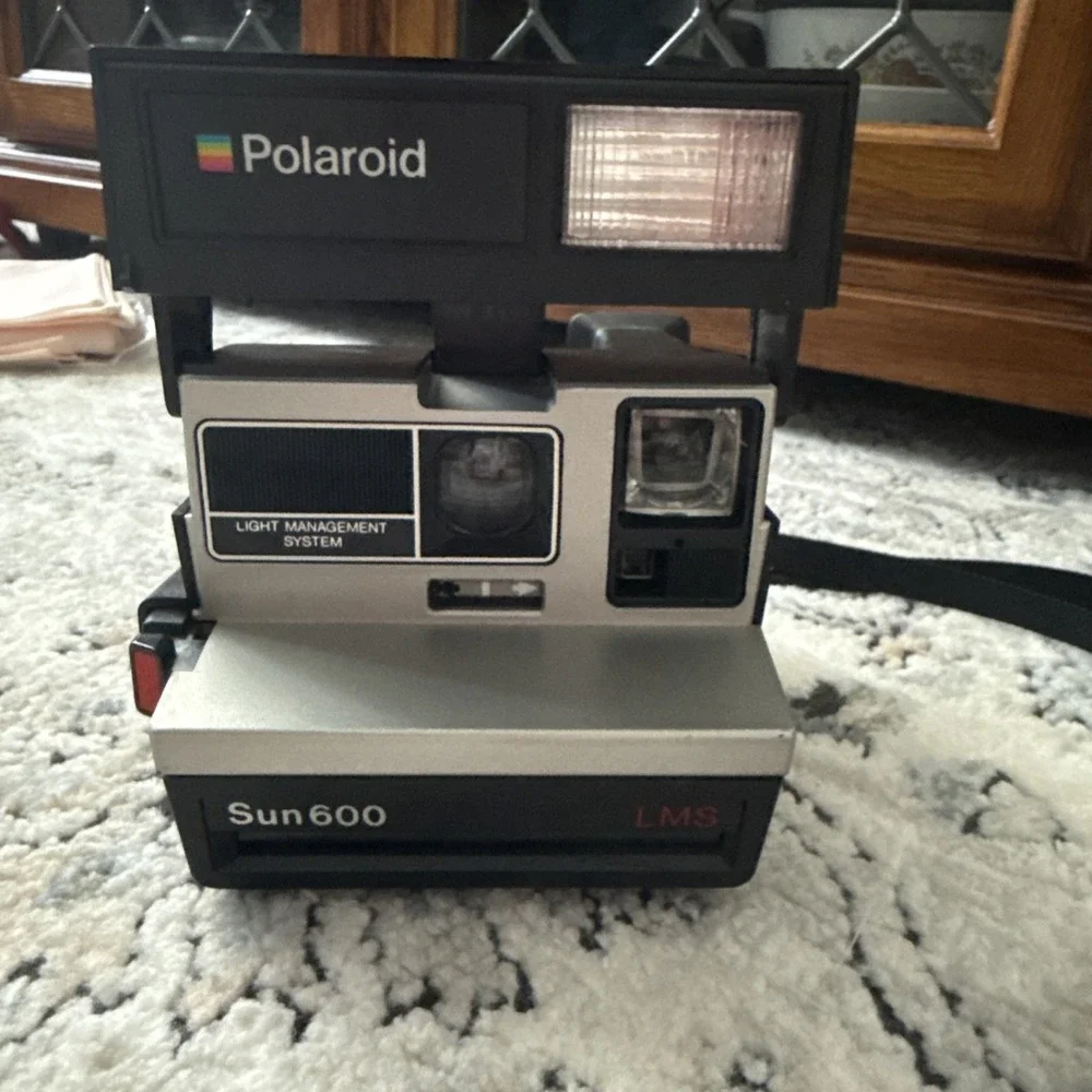 Vintage Polaroid Sun 600 LMS Camera Powers On